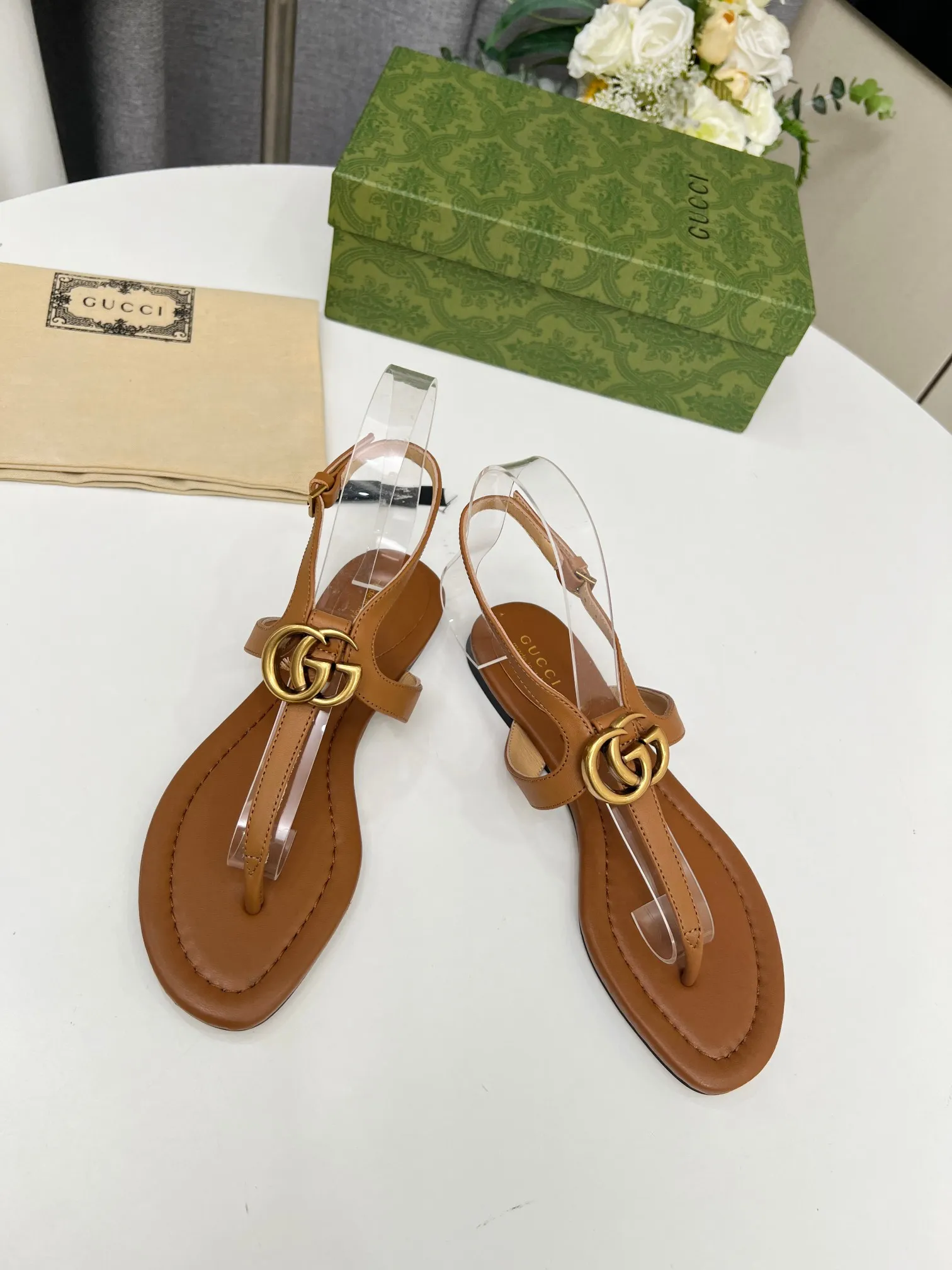 👟👟Ex-factory price P360👟👟 Women's shoe factory GUCCI official latest model, 5 colors optional, counter 1:1, code number: 35-43, (genuine leather base plus 30)